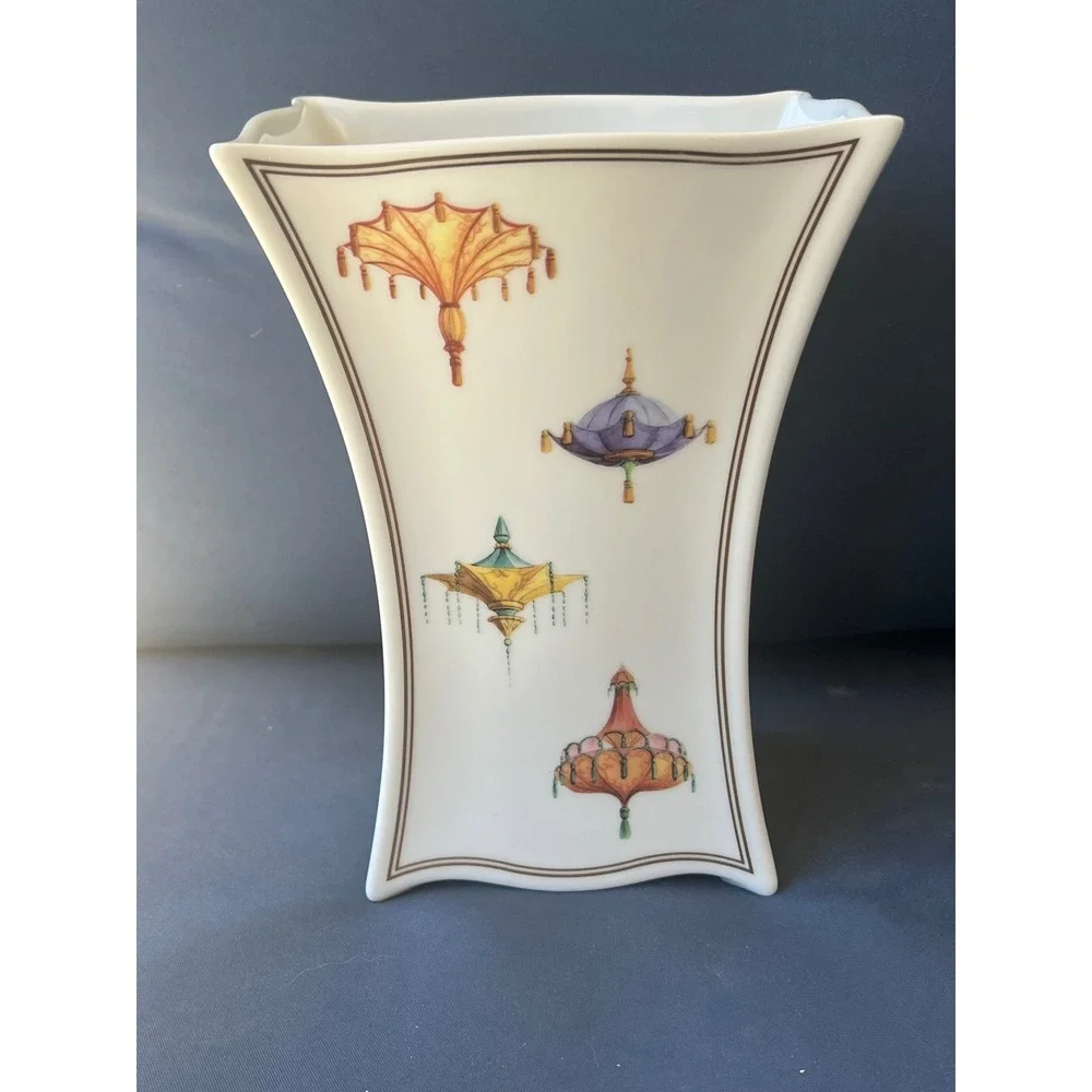 Goebel for Wynn Las Vegas Porcelain Chandelier Parasol Flared Vase Gold Trim